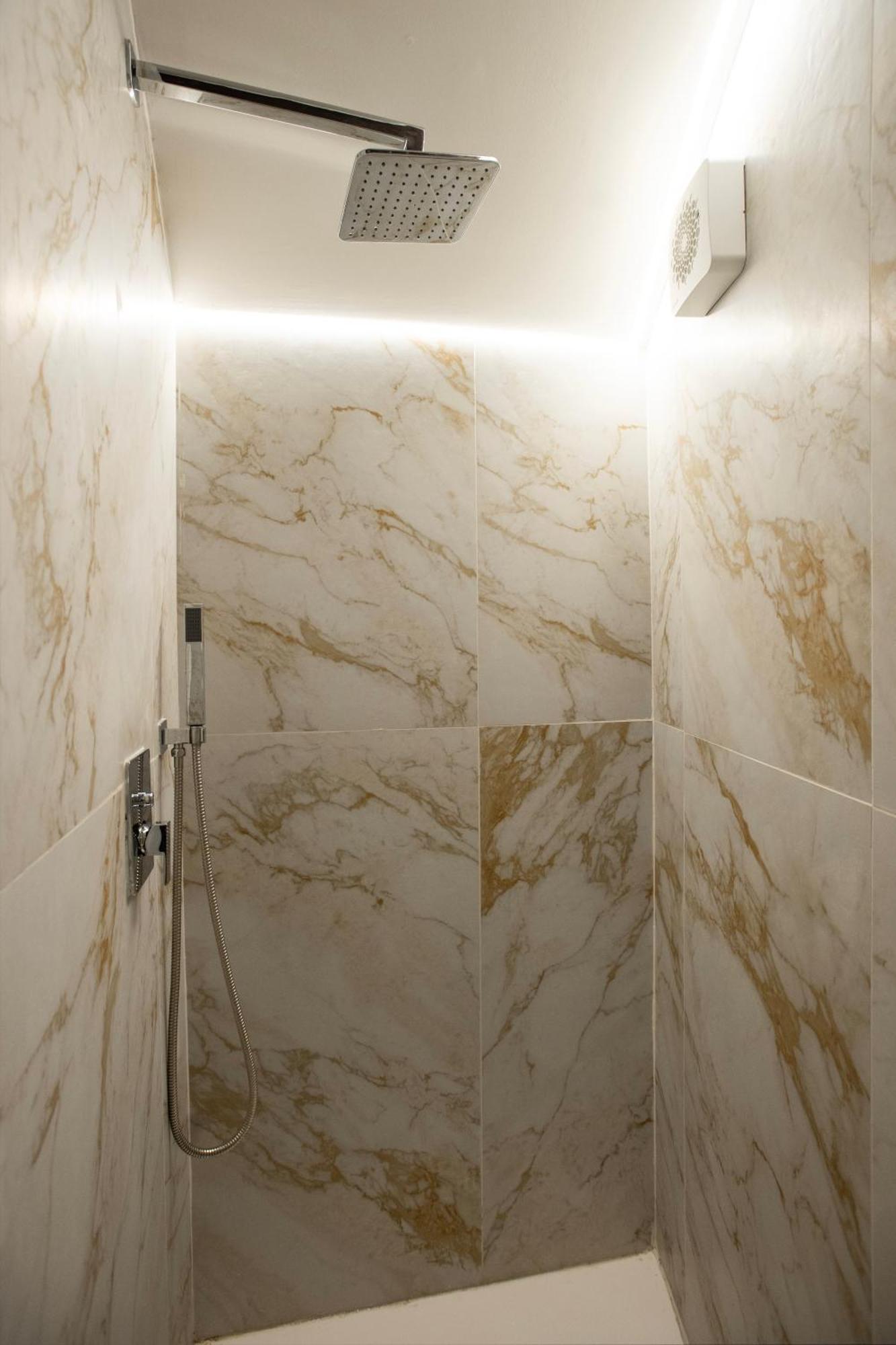 La Nuova Torretta Sui Navigli Apartment มิลาน ภายนอก รูปภาพ